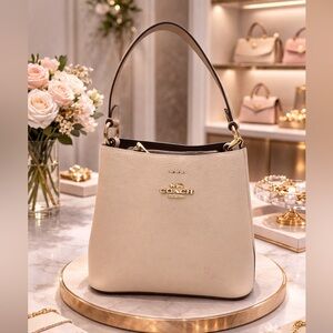 Coach 1011 light Beige Brown Bucket Hand Bag with Gold Accents